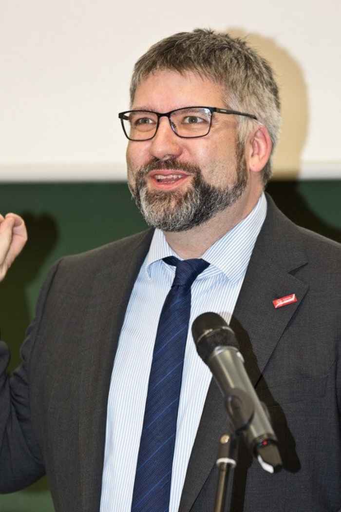Prof. Dr. Christoph Jacob